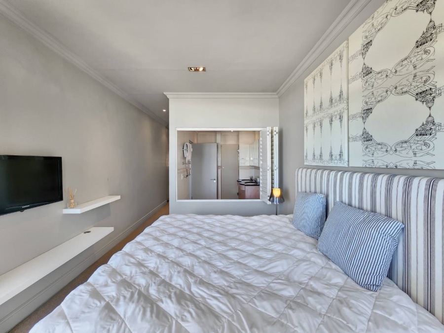 2 Bedroom Property for Sale in Mouille Point Western Cape